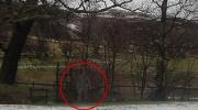 英国一男子在约克郡旷野上拍到“鬼魂”-真的假的？！